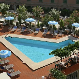 Grand Plaza & Maggiore Отель