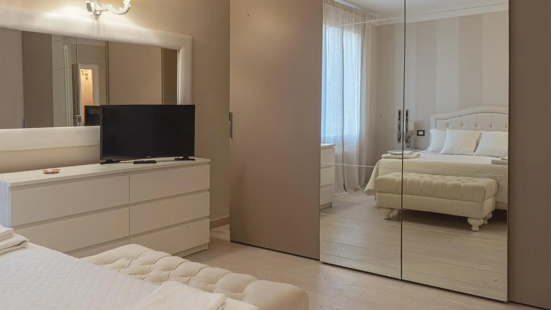 Villa Delle Terme - Luxury Montecatini 0*, Montecatini Terme Italy