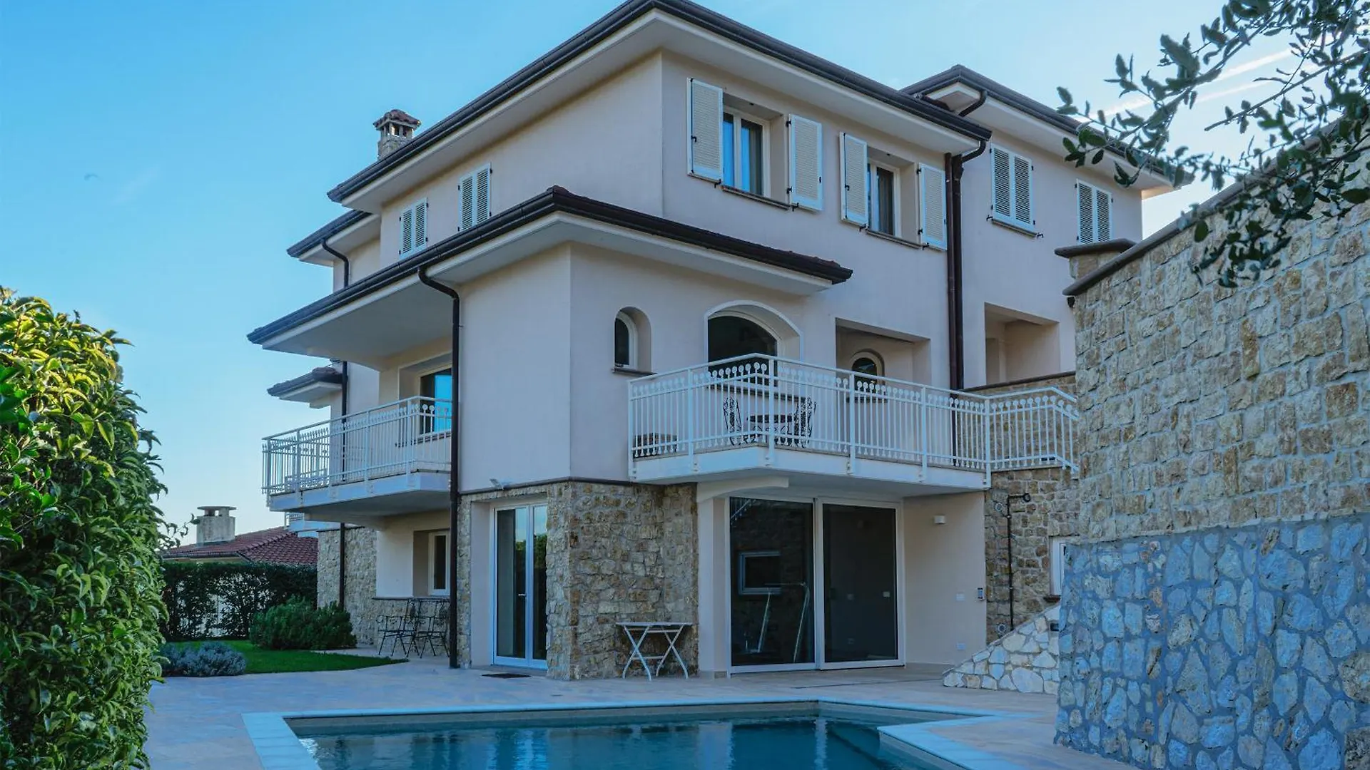 Villa Delle Terme - Luxury Montecatini contacts